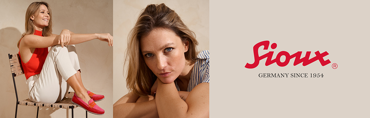 Sioux Logo und eine Frau trägt Mokassins