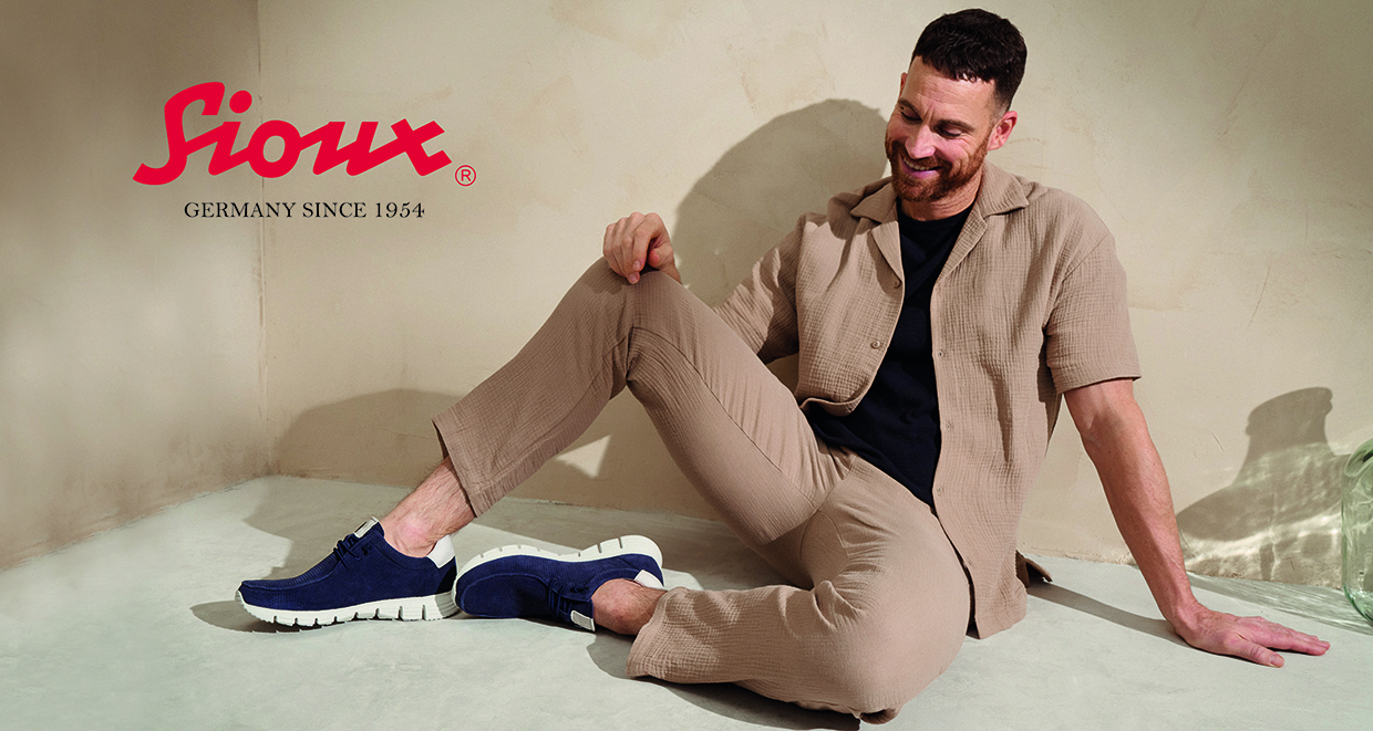 Sioux Logo und ein Mann trägt Halbschuhe