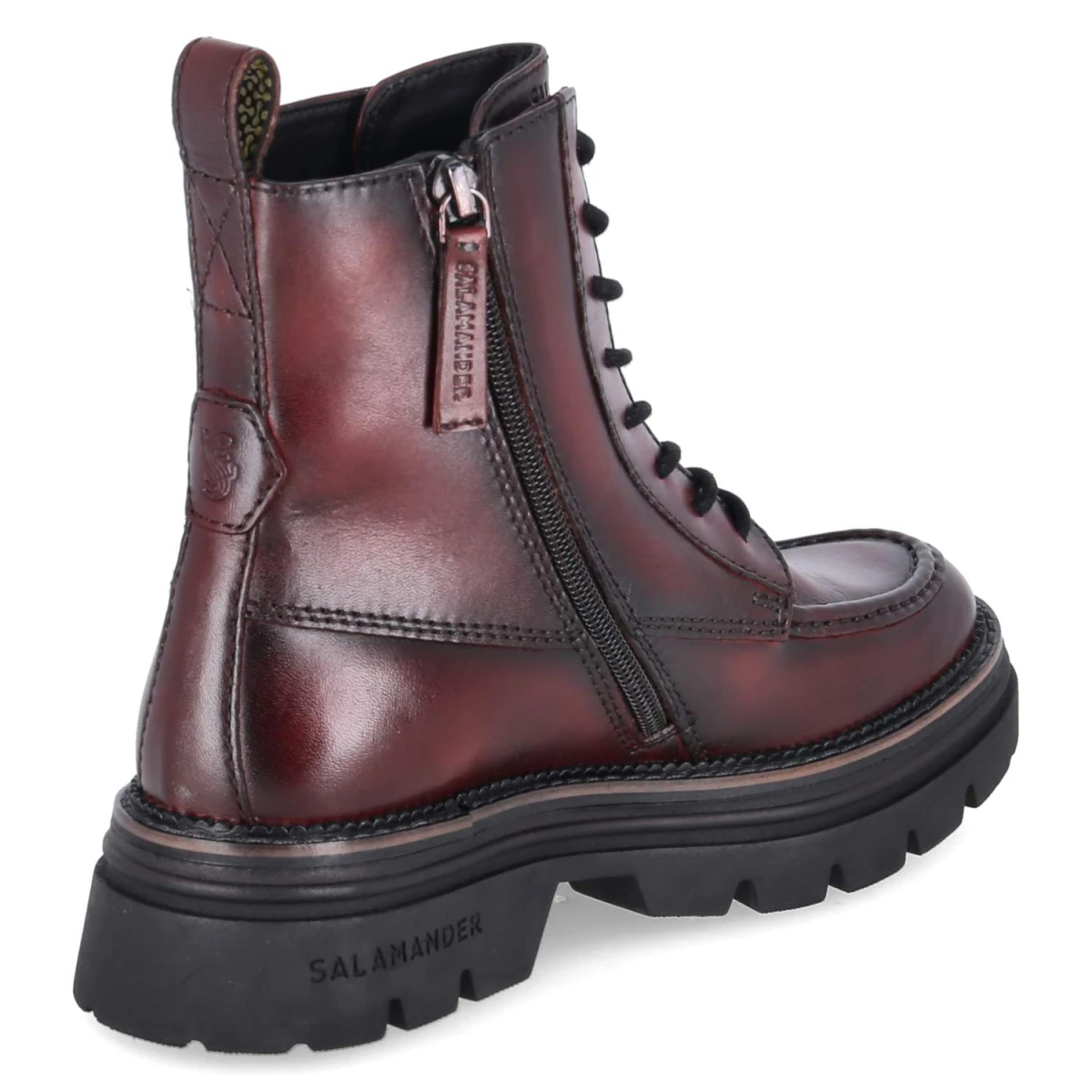 Schnürboots - bordo
